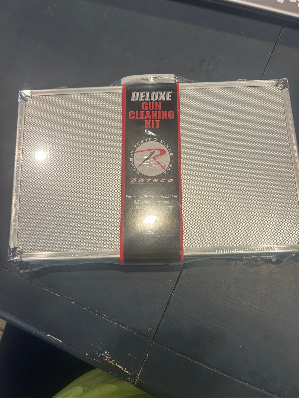 Deluxe gun cleaning kit - new